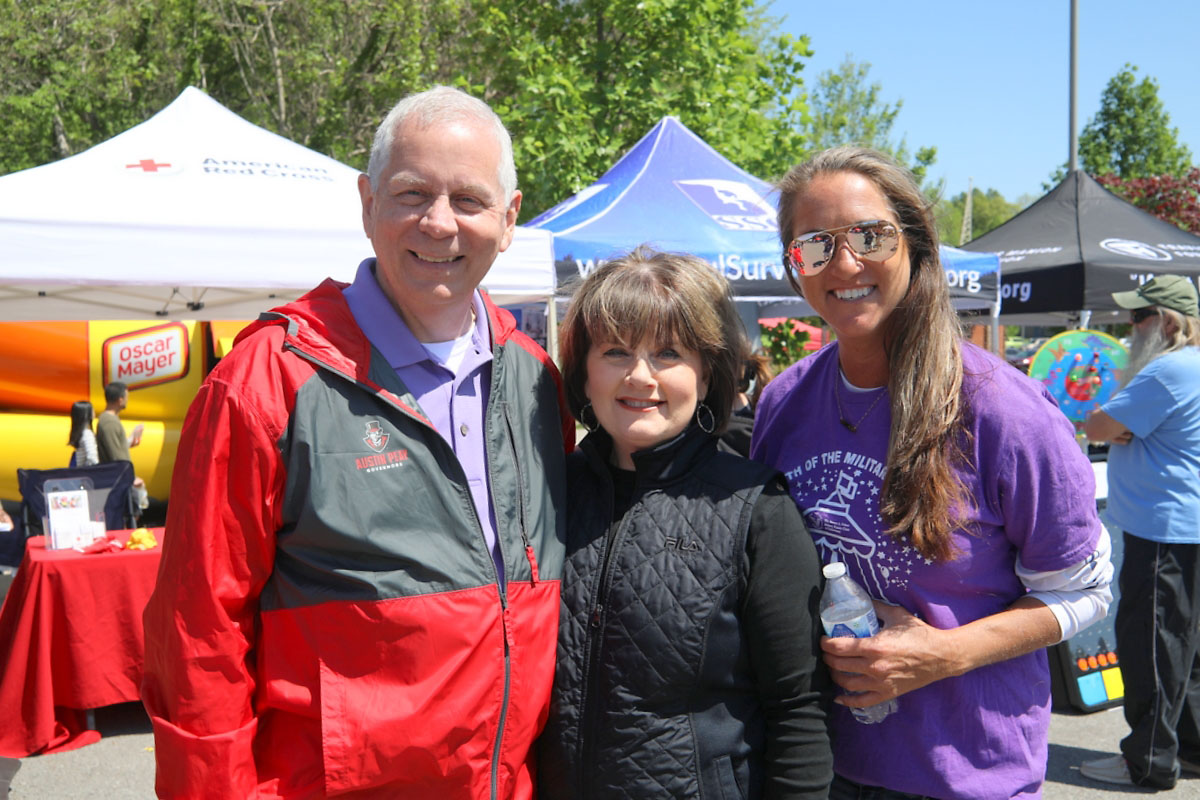 Clarksville Mayor Joe Pitts, First Lady Cynthia Pitts and Meghan Williams Clarksville Mayor Joe Pitts, First Lady Cynthia Pitts and Meghan Williams