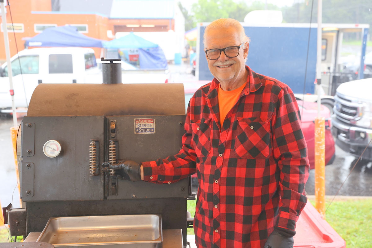 2025 Hilltop Supermarket Dwayne Byard Memorial BBQ Cook-Off. (Mark Haynes, Clarksville Online) 2025 Hilltop Supermarket Dwayne Byard Memorial BBQ Cook-Off. (Mark Haynes, Clarksville Online)