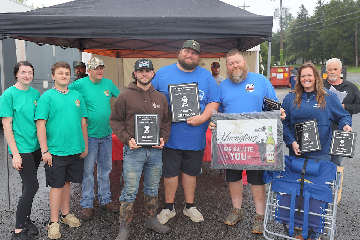 2025 Hilltop Supermarket Dwayne Byard Memorial BBQ Cook-Off. (Mark Haynes, Clarksville Online) 2025 Hilltop Supermarket Dwayne Byard Memorial BBQ Cook-Off. (Mark Haynes, Clarksville Online)