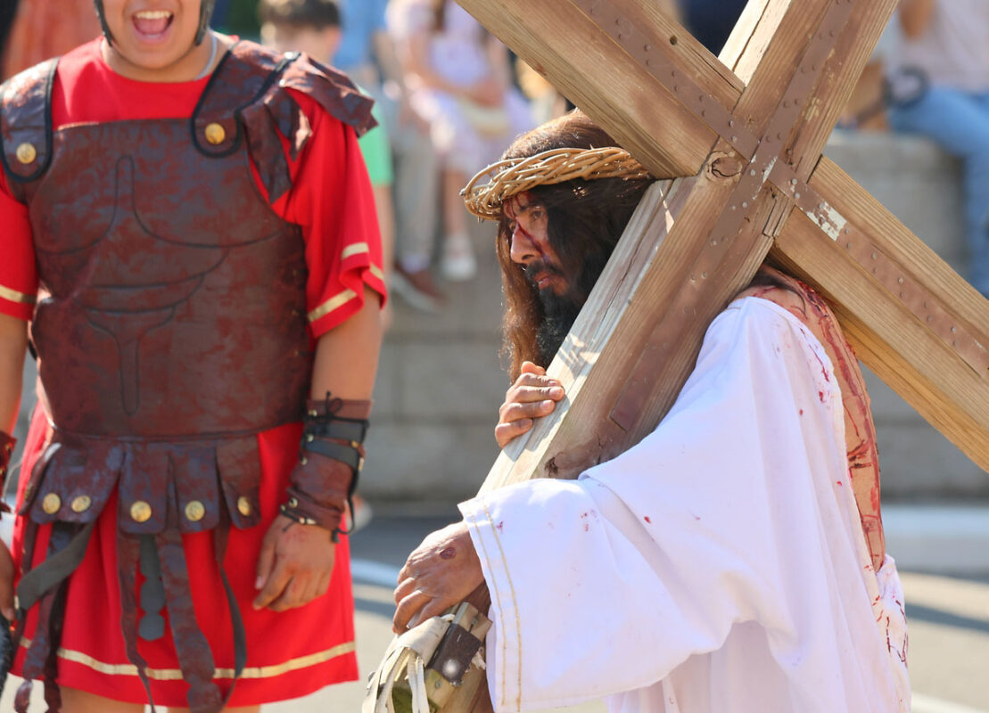Stations of the Cross at Immaculate Conception Church. (Tony Centonze, Clarksville Living Magazine) Stations of the Cross at Immaculate Conception Church. (Tony Centonze, Clarksville Living Magazine)