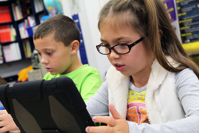 Kids Reading