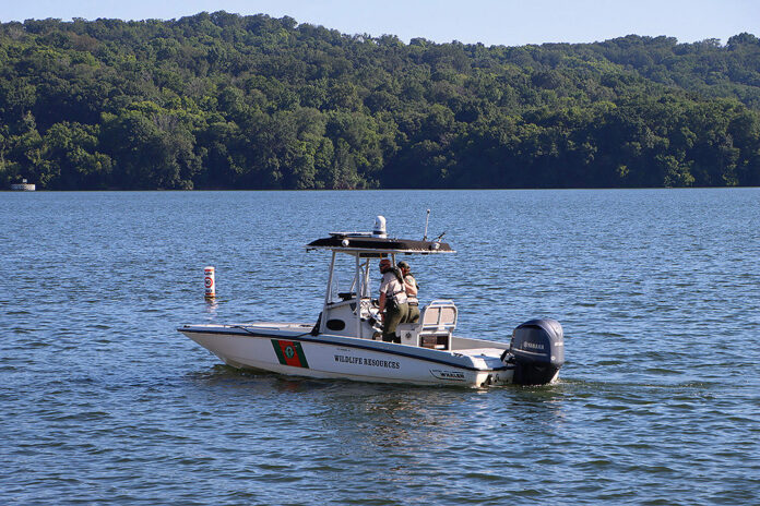 Tennessee Wildlife Resources Agency boat patroling